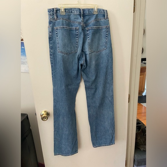 Uniqlo Straight Leg Jeans - Great Condition - Picture 2 of 3